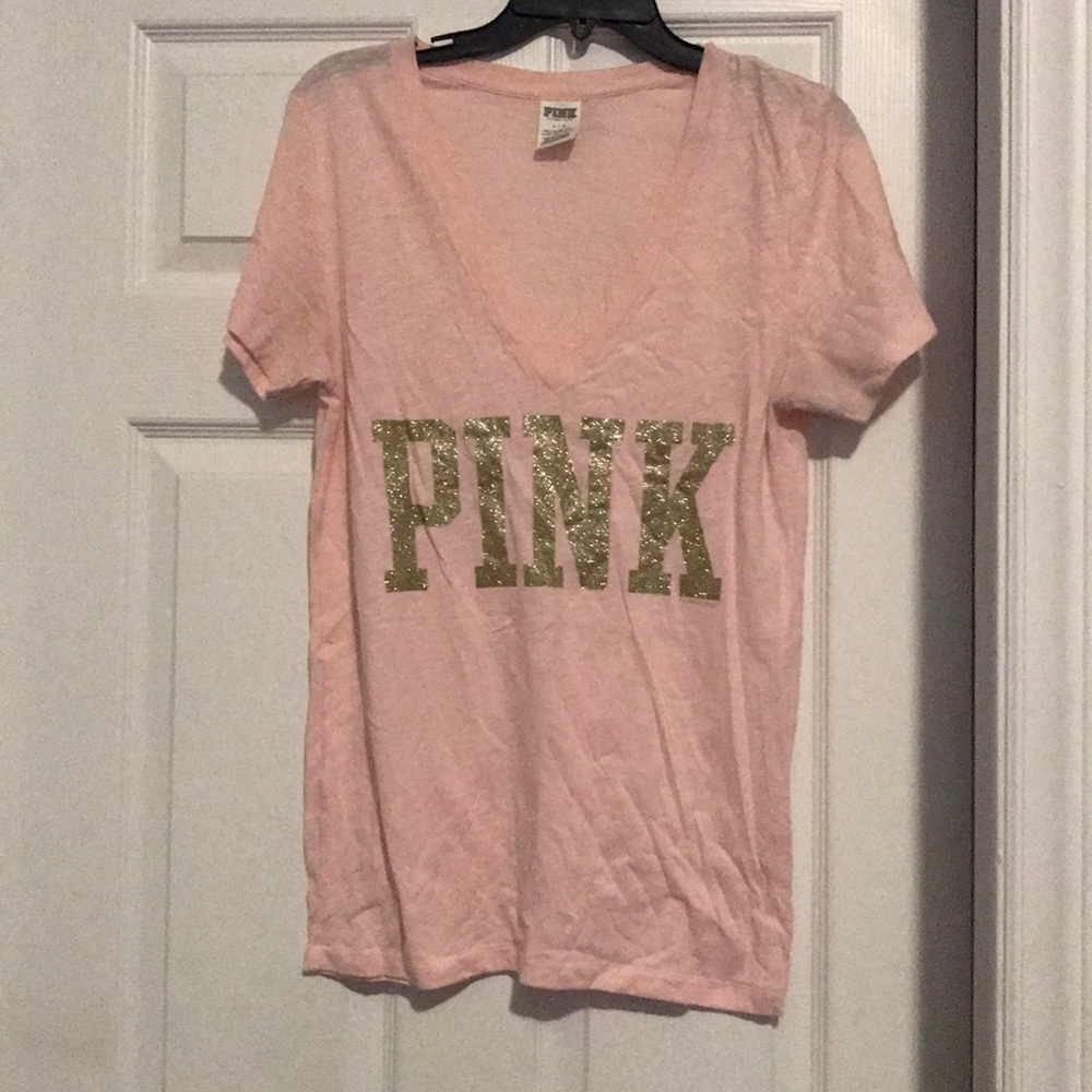 Pink tee shirt
